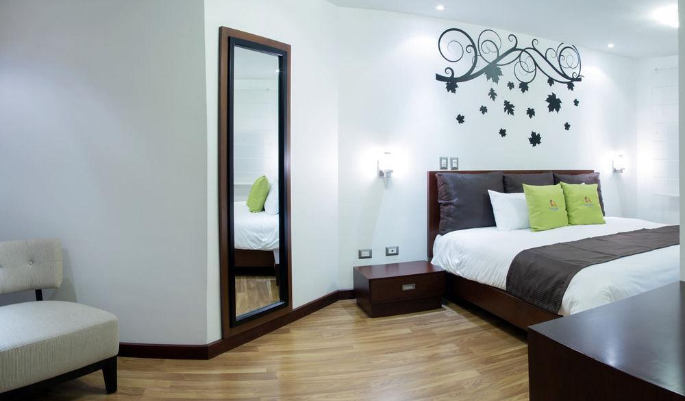Casben Hotel Loja Eksteriør bilde